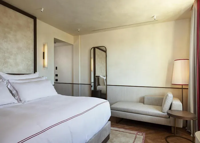 Palazzo Sanzio Rome, A Radisson Collection 5*